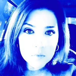 Meet your Posher, Veronica